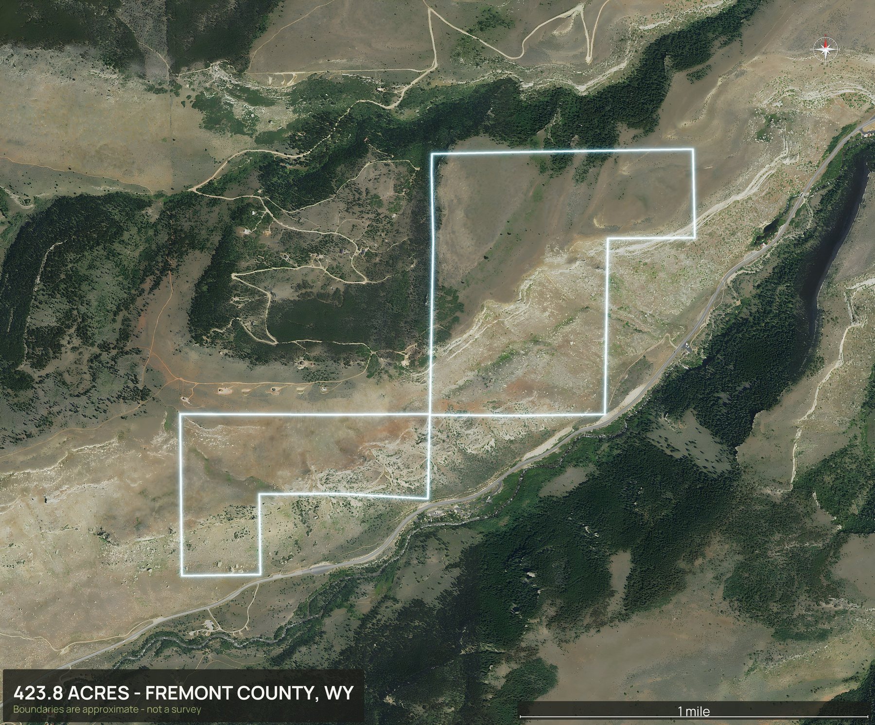 Outlined top down aerial photo of a Wyoming land parcel with the boundary drawn in green